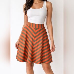 Outback Red: Orange and Grey Mini Skirt Size M